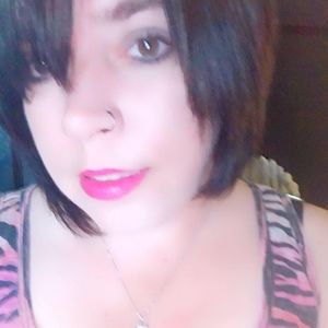 Meet your Posher, Joni